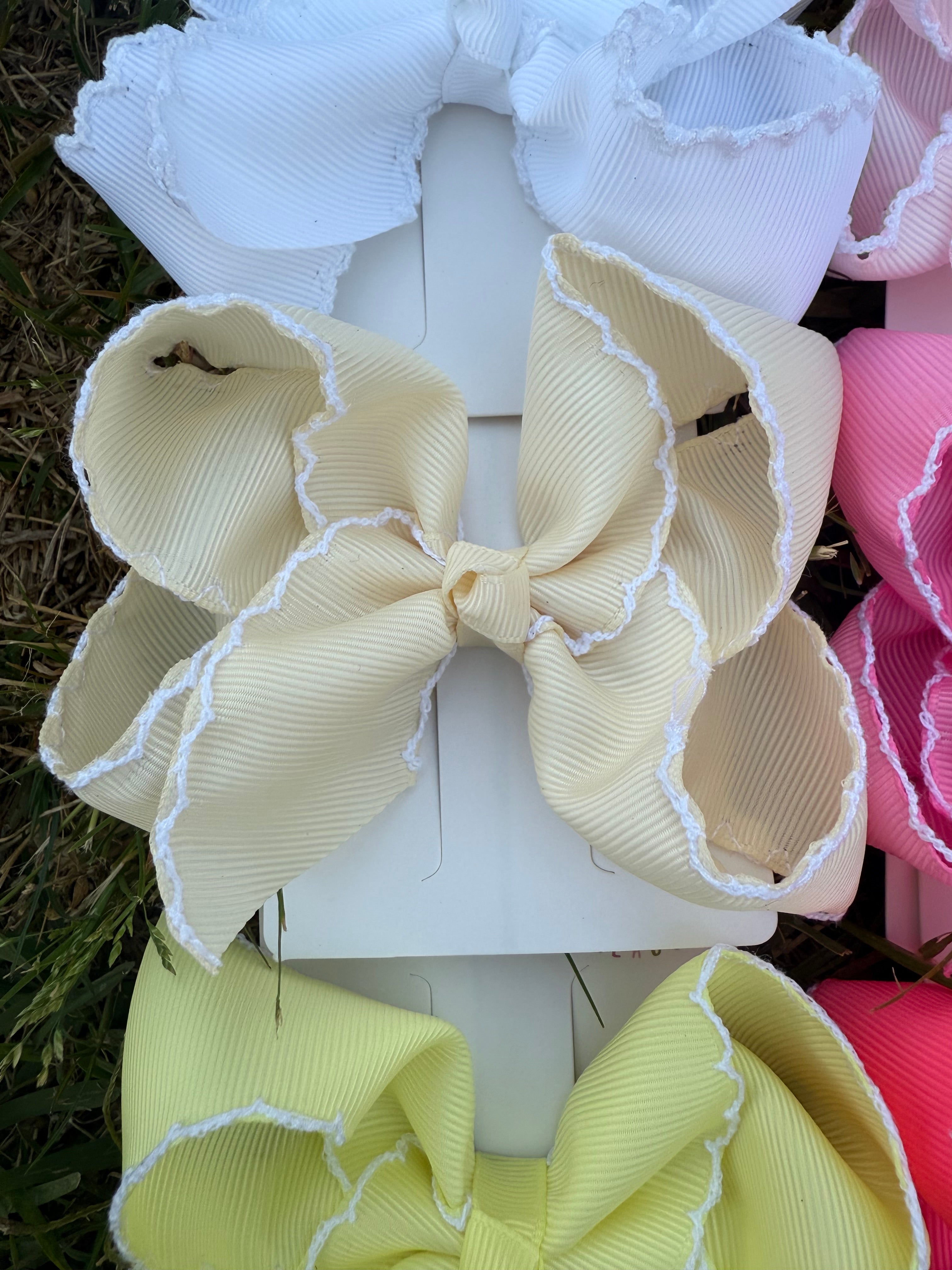 Tiny Fun Moonstitch Hair Bows (4in)