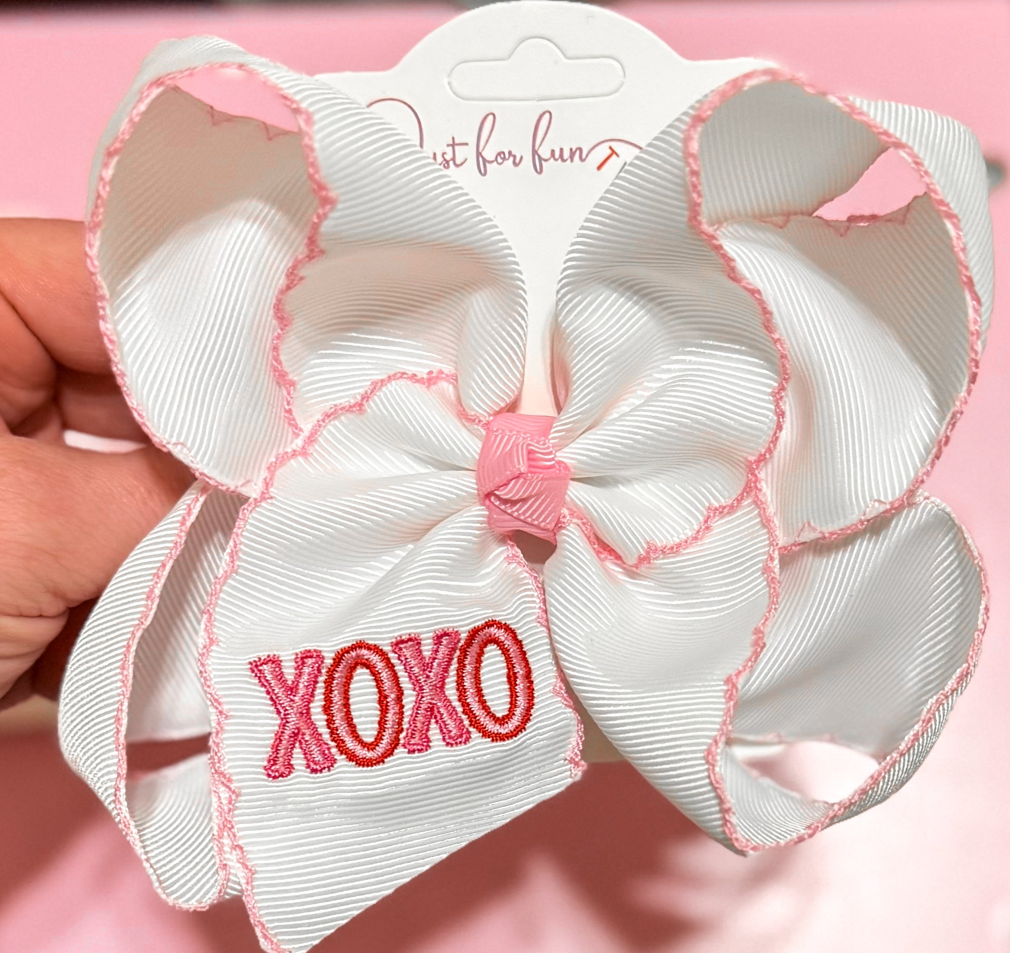 XOXO Embroidered Moonstitch Hair Bow