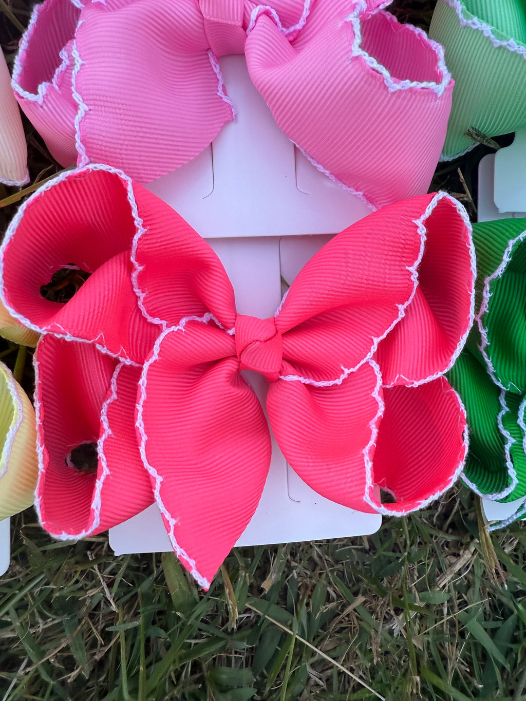 Tiny Fun Moonstitch Hair Bows (4in)