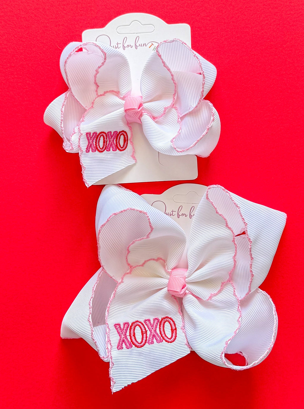 XOXO Embroidered Moonstitch Hair Bow